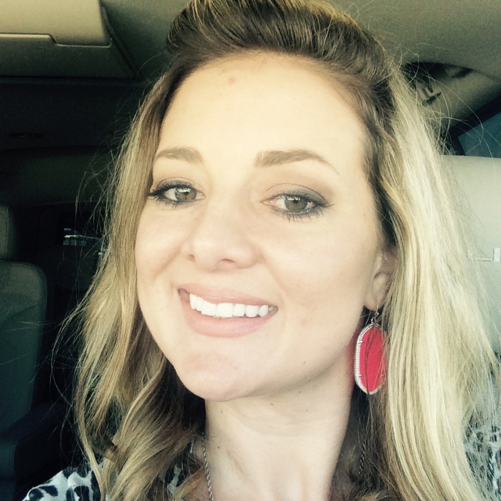 Meet your Posher, Alicia